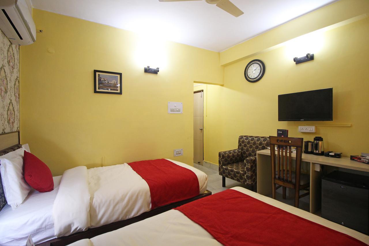 Oyo 9081 Pallavi International Hotel Patna  Kültér fotó